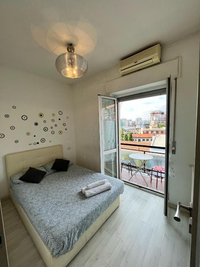 Fondazione Prada Apartment With Balcony มิลาน ภายนอก รูปภาพ